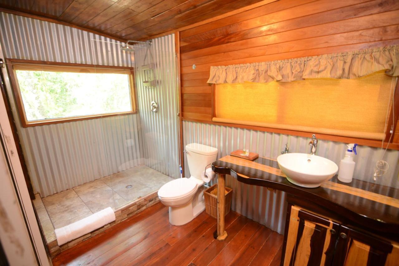 Kikiwitz Resort Belmopan Eksteriør billede