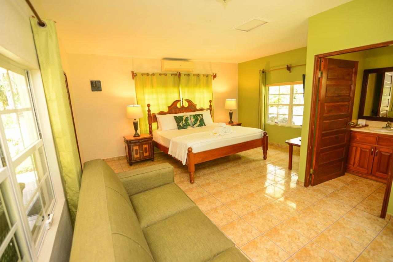 Kikiwitz Resort Belmopan Eksteriør billede