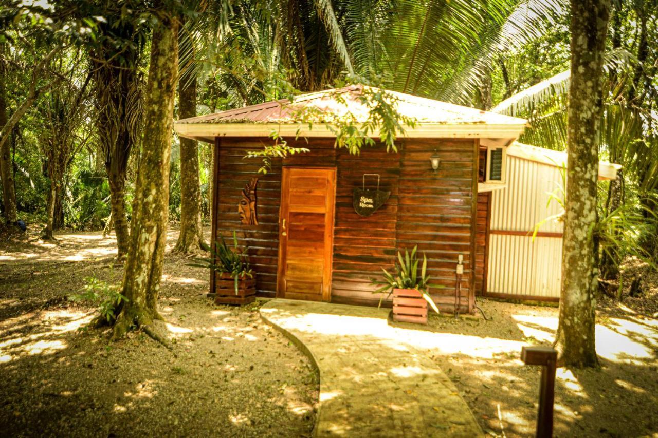 Kikiwitz Resort Belmopan Eksteriør billede