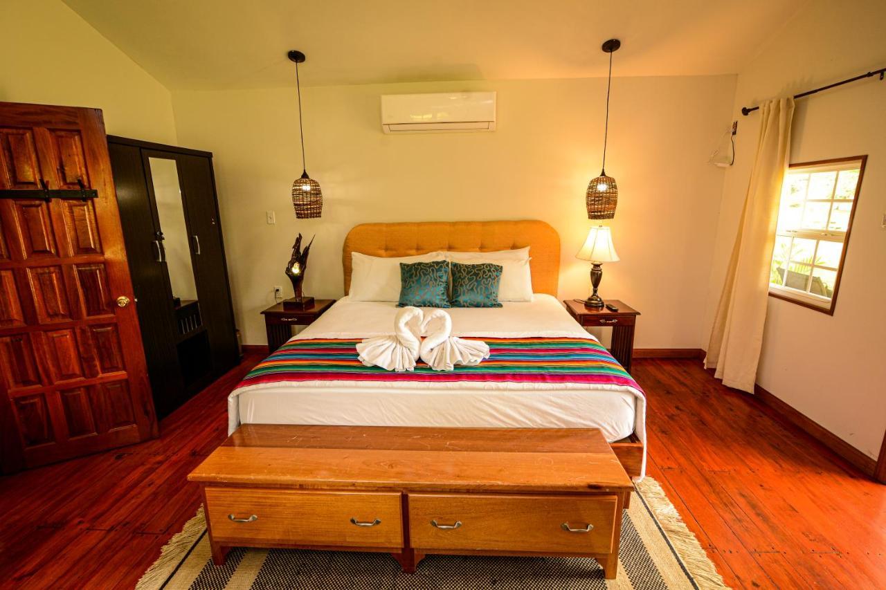 Kikiwitz Resort Belmopan Eksteriør billede