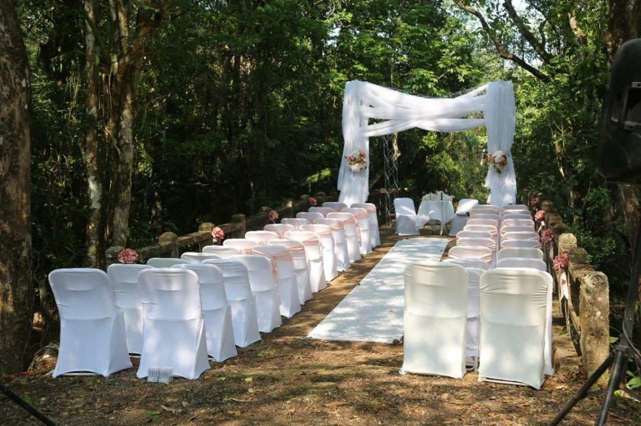 Kikiwitz Resort Belmopan Eksteriør billede