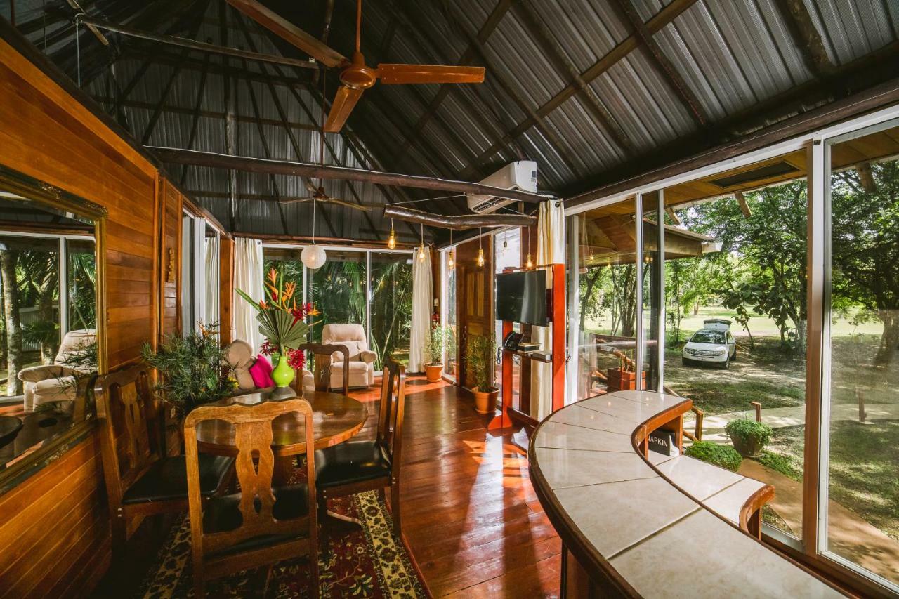 Kikiwitz Resort Belmopan Eksteriør billede